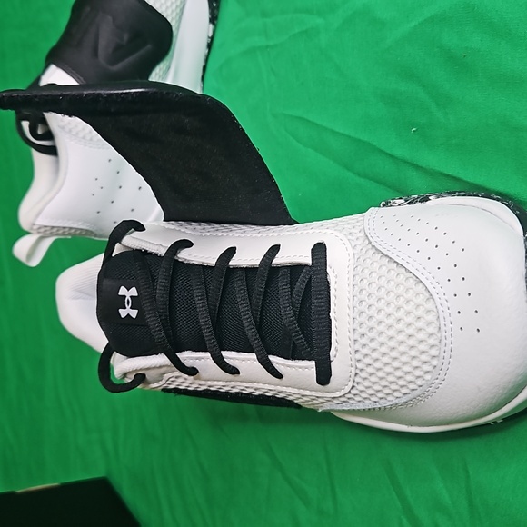 Under Armour UA GS ZONE BB 2 COOL SNEAKERS - Picture 8 of 10